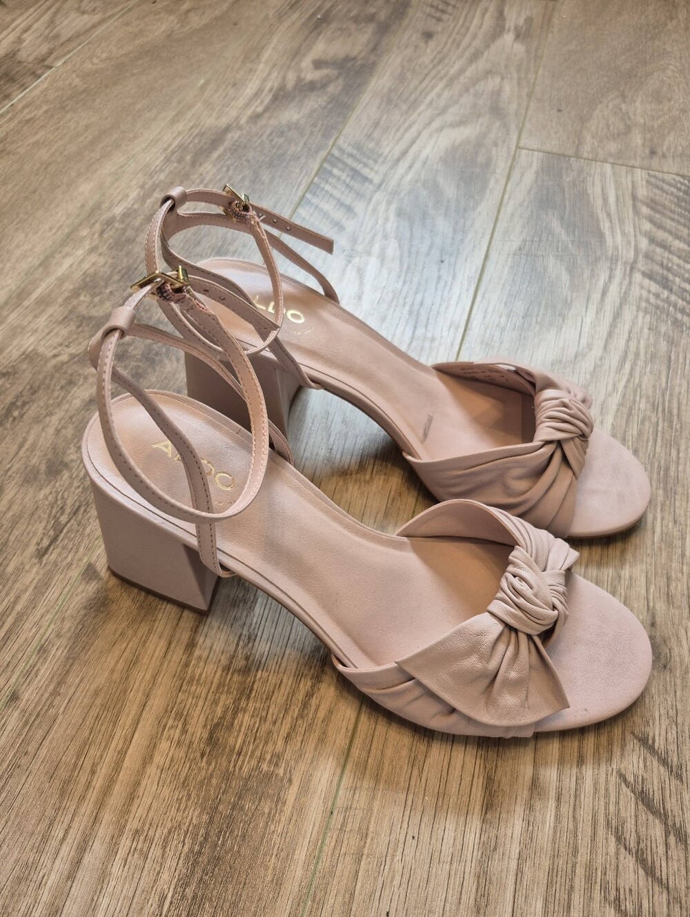 Aldo Women's Feminine Pink Angelknot Bow Strappy Block Healed Sandals Size 9